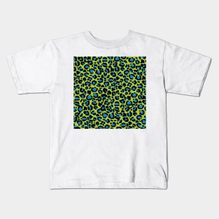 Leopard Pattern in Blue Raspberry on Lime Green Kids T-Shirt